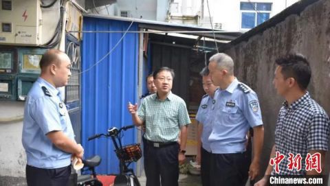 磐安|浙江磐安公安21小时破获百万黄金大案 追回金器700余件