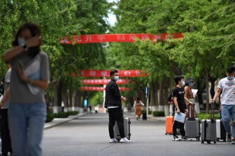 大学全员核酸检测！ “大学生”返校实现校内行程“全追踪”