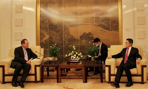 乐玉成|外交部副部长乐玉成会见摩尔多瓦新任驻华大使贝拉基什