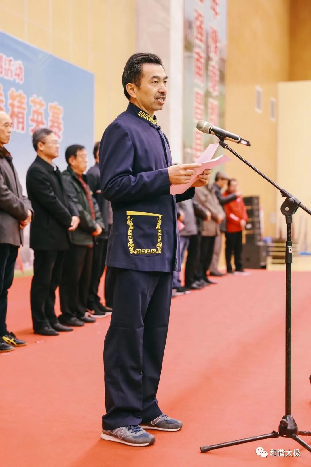 杨,吴,武,孙同台集体表演,展现了太极拳发展百花齐放,百家争鸣的兴旺