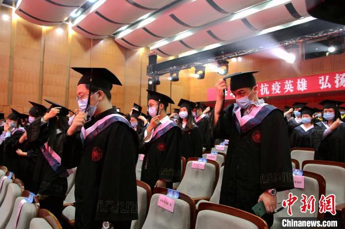 山东大学计算机科学与技术学院山东大学校长樊丽明寄语毕业生：传承浩然之气 书写精彩人生