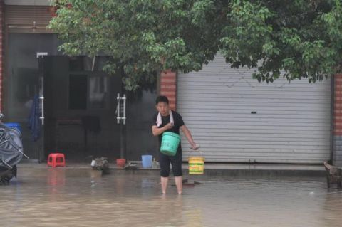 固镇|组图 | “孤岛”水退后 安徽固镇部分居民开始返家
