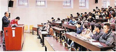 台湾台湾高校教师日趋高龄化 逾50岁教师占比近60%