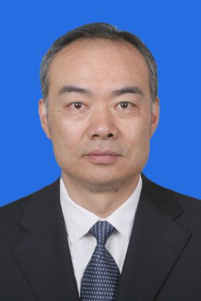 青海省委常委訚柏在西宁拜会最高人民法院咨询委员会主任姜兴长一行