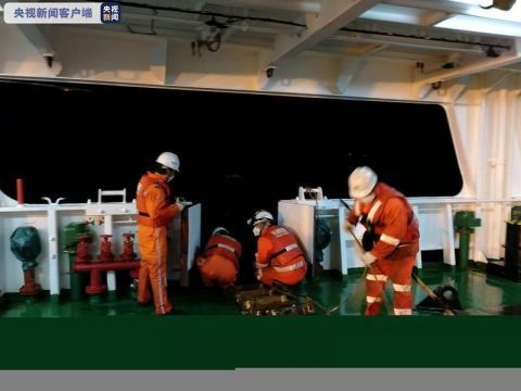 @福建平潭一货轮货仓进水 5名落水队员已全部获救