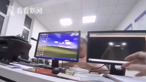 酒驾酒驾男让姐姐顶包 民警怒斥：不像个大老爷们儿