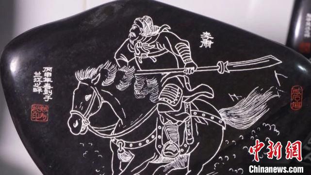 三国浙江七旬老人的真心“石”意：历时5年刻画三国江湖