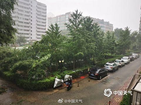 北京暴雨|北京暴雨刷屏局地却滴雨未下 为什么你那的雨没有很“暴”？