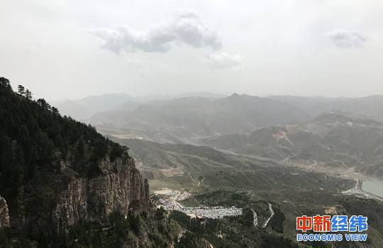 #带薪休假#报告称五一或有超9000万人次出游 多地鼓励带薪休假