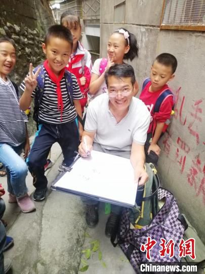 |美术教师赴凉山支教：为大山深处带去多彩颜色