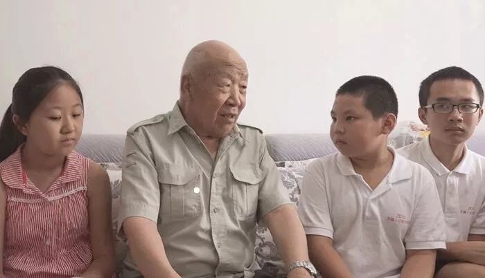 中央新疆工作座谈会|建设大美新疆，习近平强调这两种精神