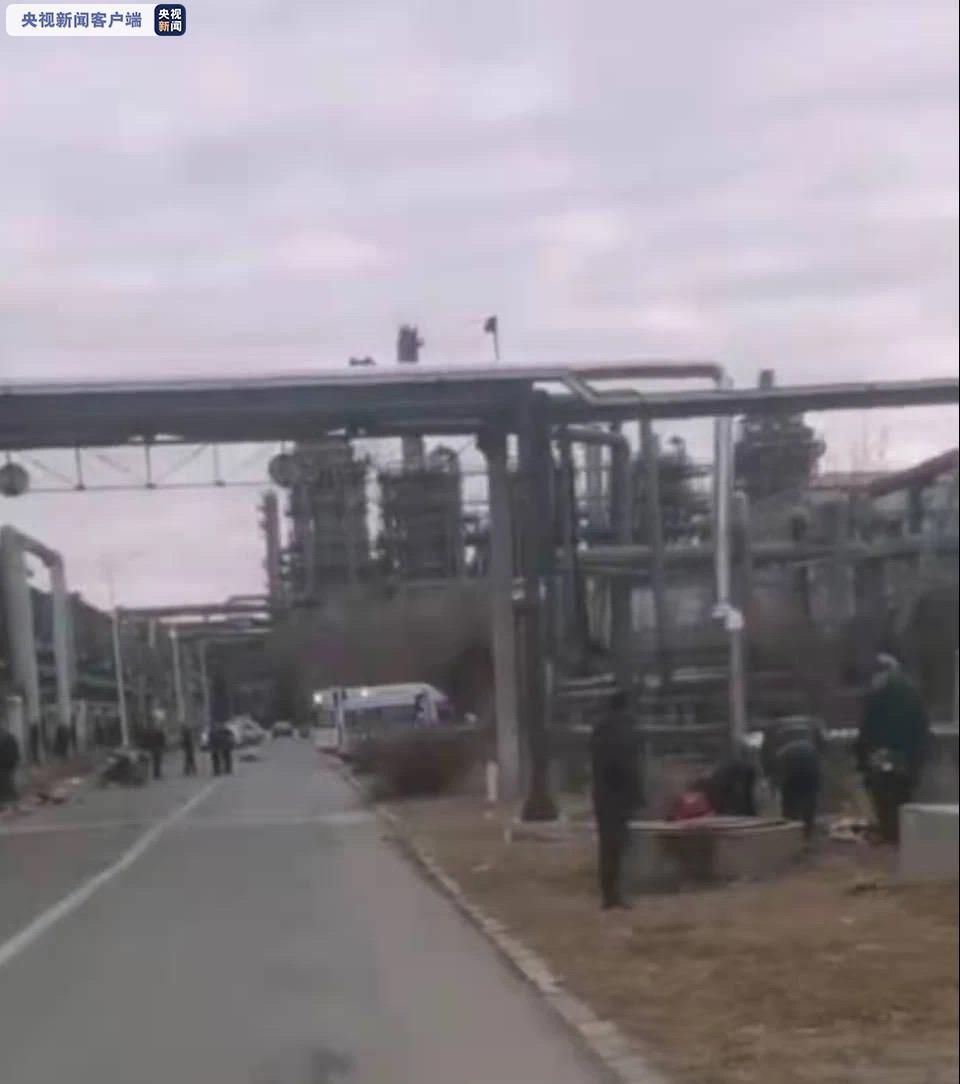 |黑龙江大庆石化公司发生重大刑事案件：因工作纠纷袭击同事 已造成3死1重伤