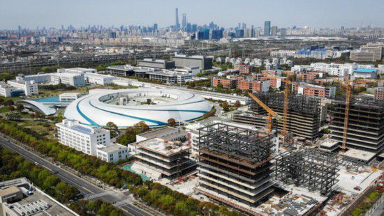 『张江』科学设施恢复建设 上海交通大学张江科学园工程复工中