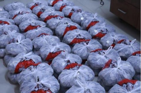 银行|真数钱数到手抽筋！女子竟拉4吨硬币去银行