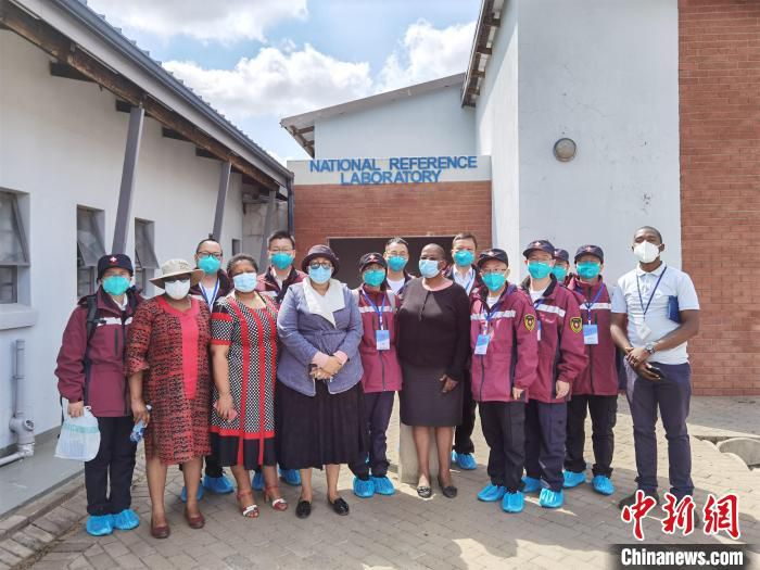 |中国赴莱索托、安哥拉抗疫医疗专家安全回到武汉