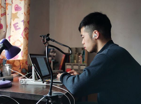 [教育]袁振国：复学后，线上教育该何去何从？