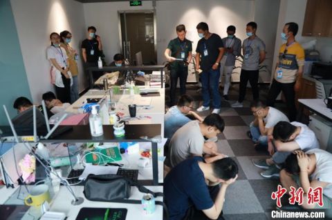 法制盐城警方侦破一特大网络交友诈骗案 涉案女主播五千余人