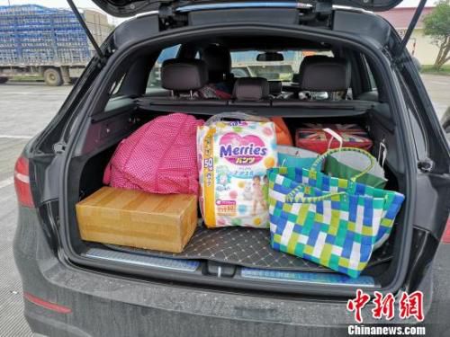 春运回家的行李箱:所有的重量都与爱有关