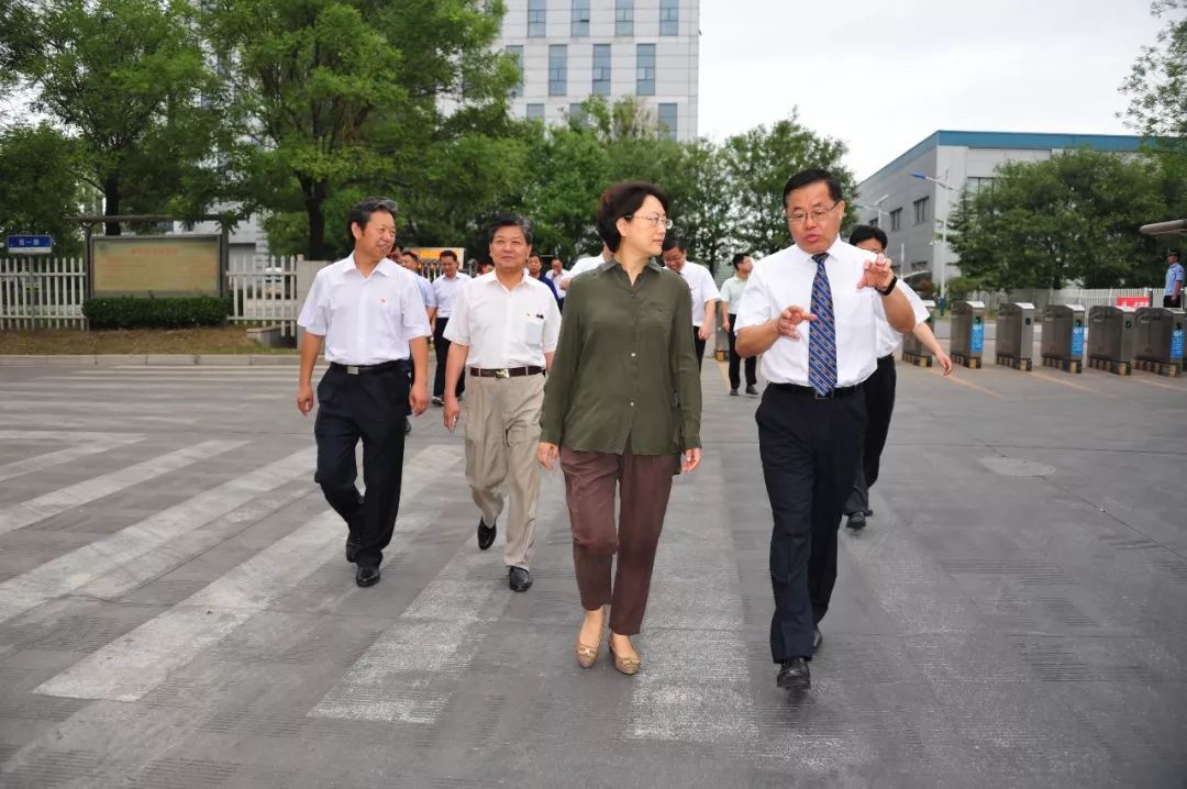 河南省政府外侨办主任付静一行学习调研郑煤机