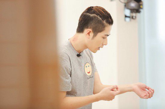 《我家那小子》生活自理成难题被周震南实力嫌