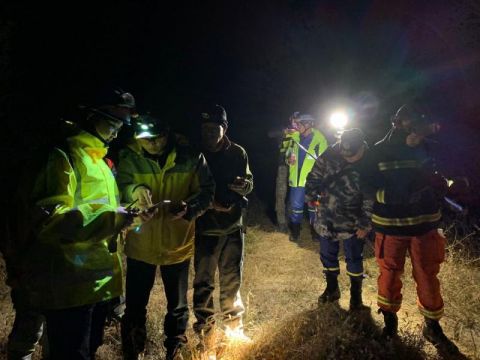 |2名驴友爬铁驼山失联 救援队15小时星夜营救
